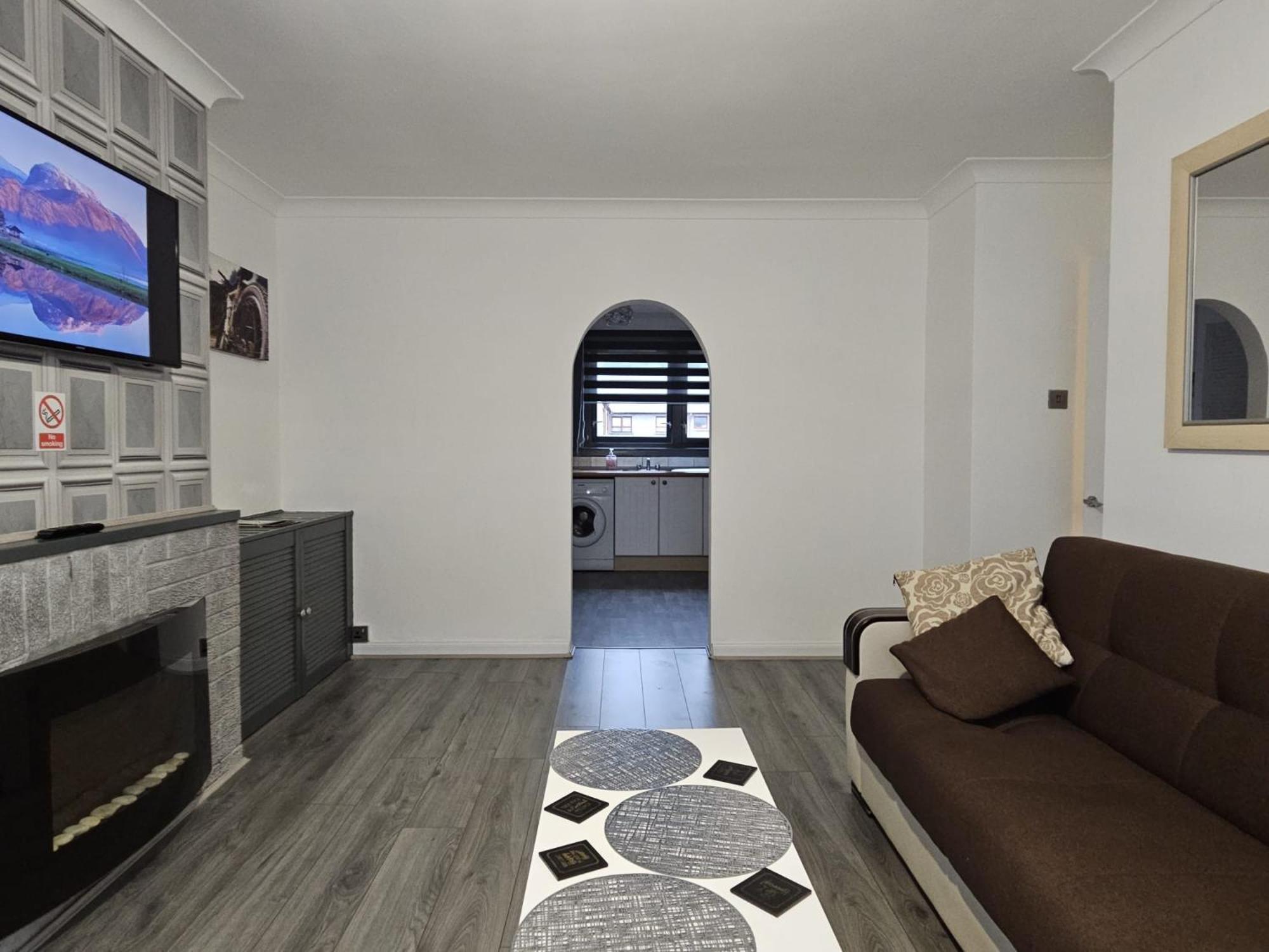 Regina Apartment In Fort William Exterior foto